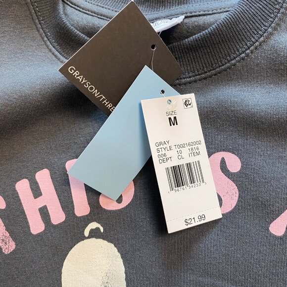 NWT Grayson Threads Peanuts Sweatshirt Christmas Snoopy Size Medium - Picture 4 of 6